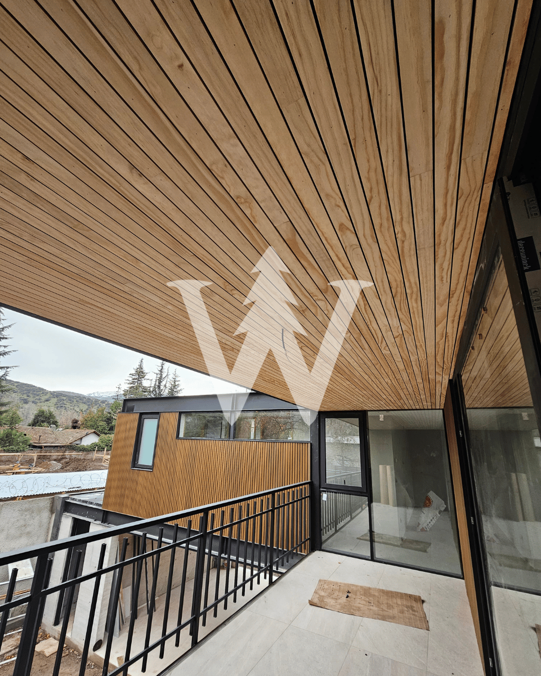 Revestimiento Pino Clear - Decofaz