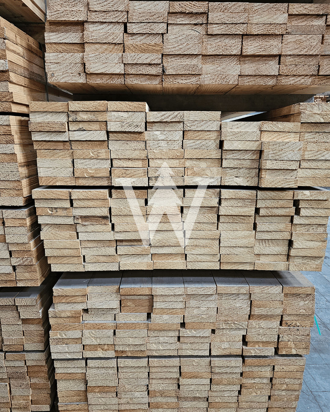 Pino Finger - Madera Versátil y de Calidad para Carpintería y Mueblería