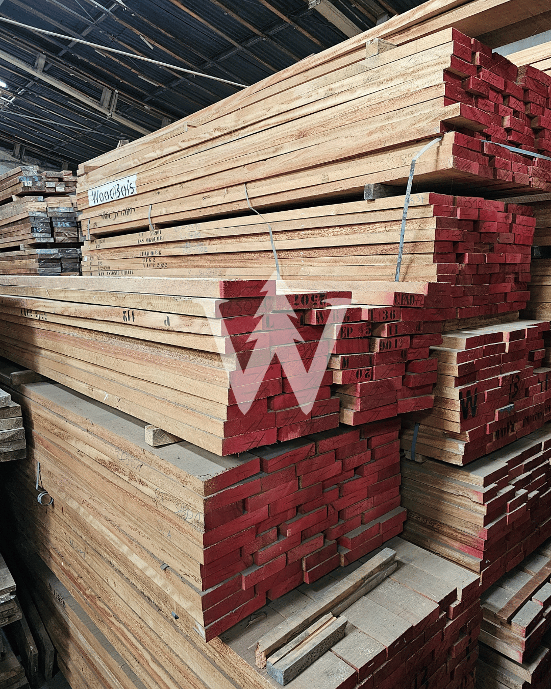 Madera de Okume - Calidad Importada para Proyectos de Excelencia