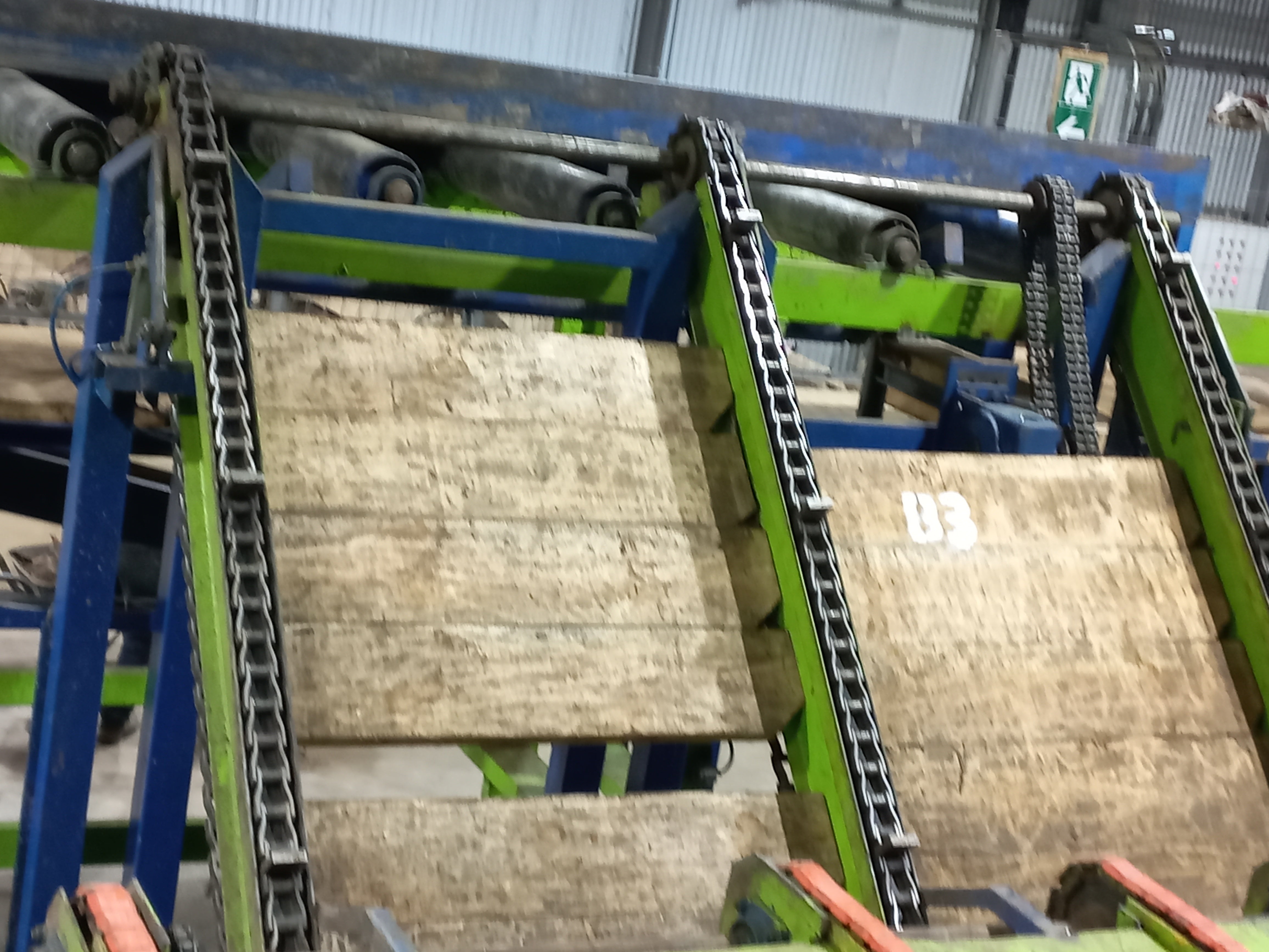 Grupo B: Huincha horizontal doble