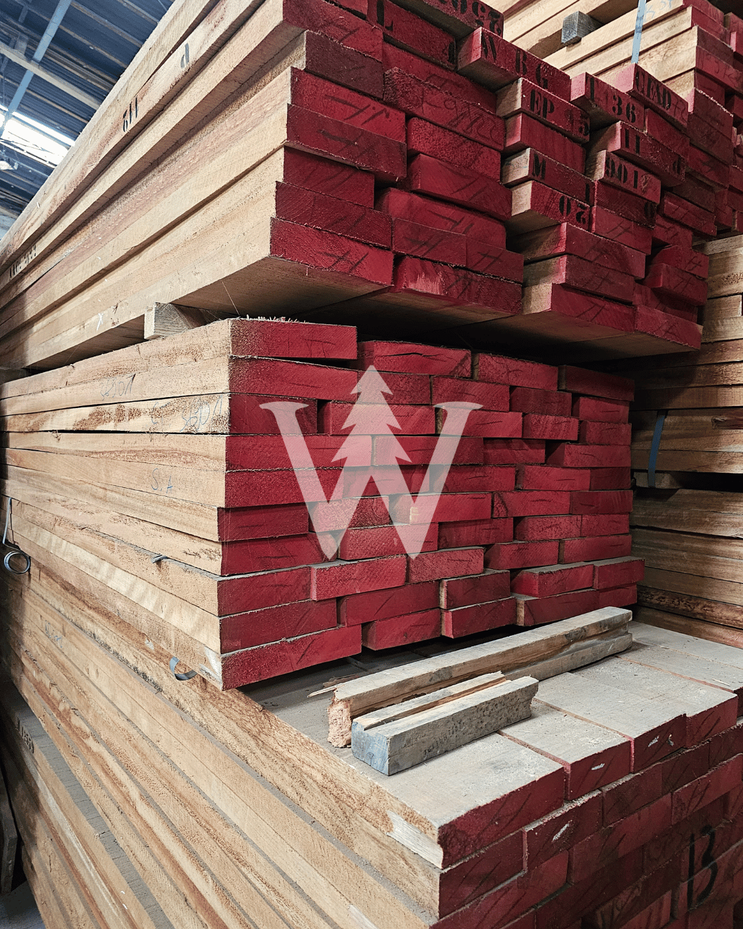 Madera de Okume - Calidad Importada para Proyectos de Excelencia