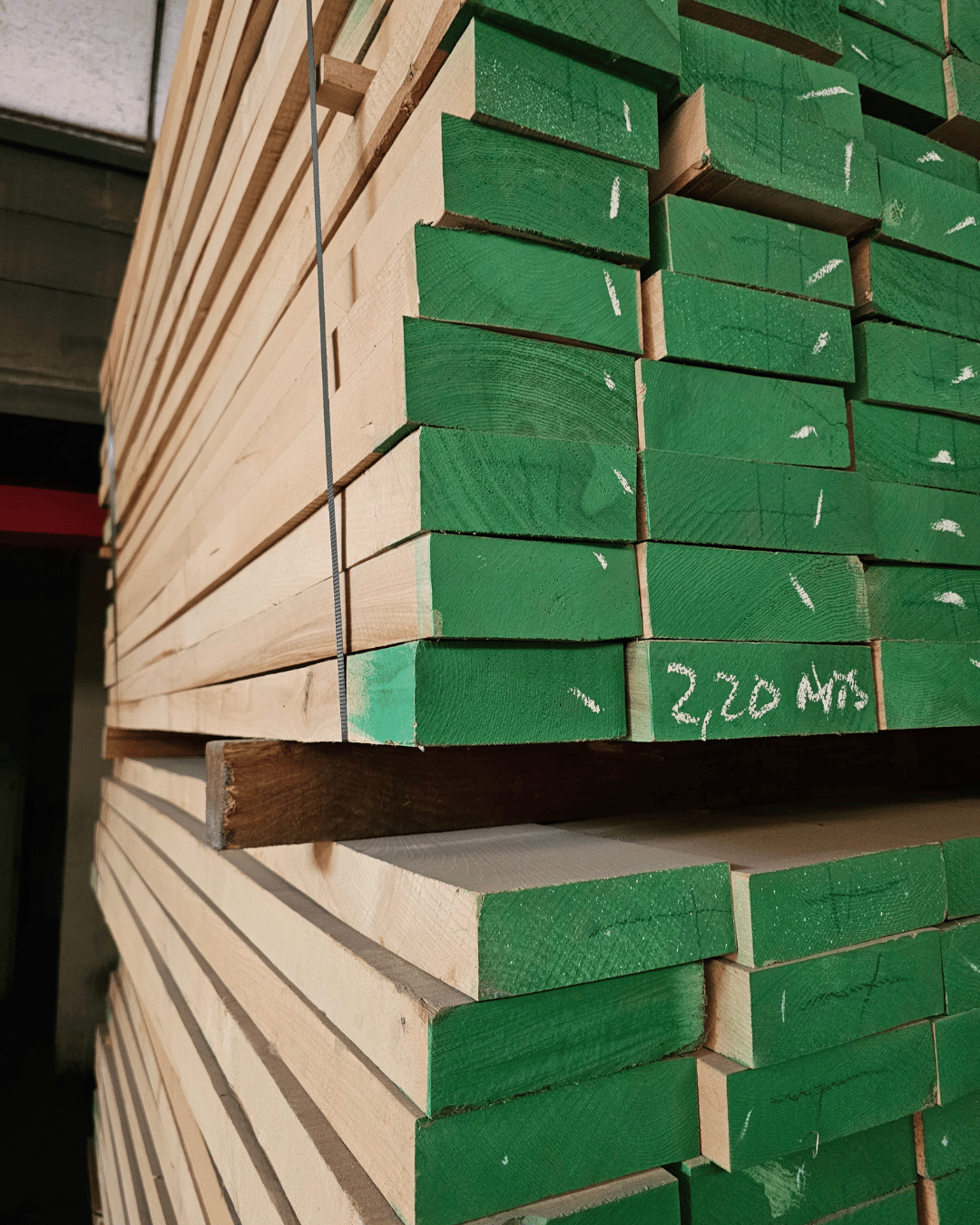 Fresno Francés - Madera de Alta Calidad y Elegancia Europea