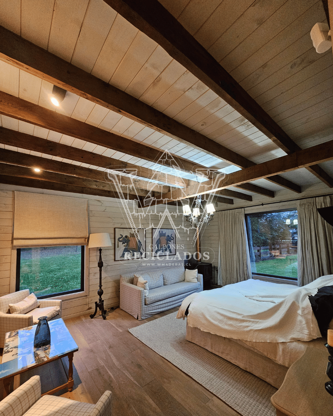 Vigas y Pilares Maderas Reciclada / Demolición