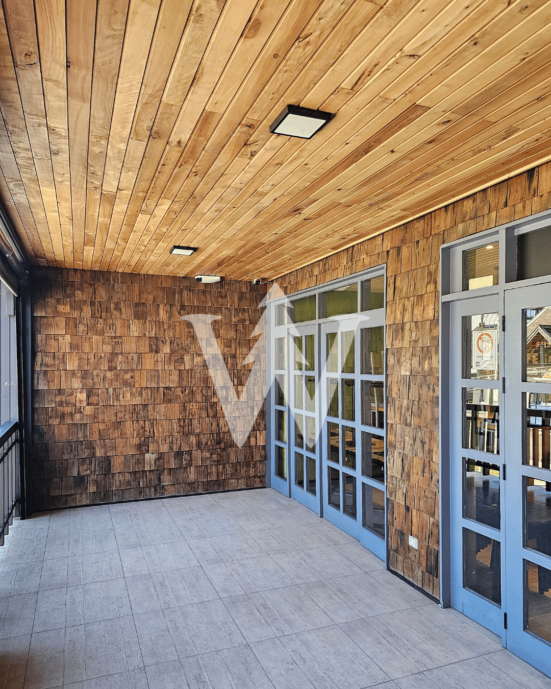 Roble Vaporizado toque rústico