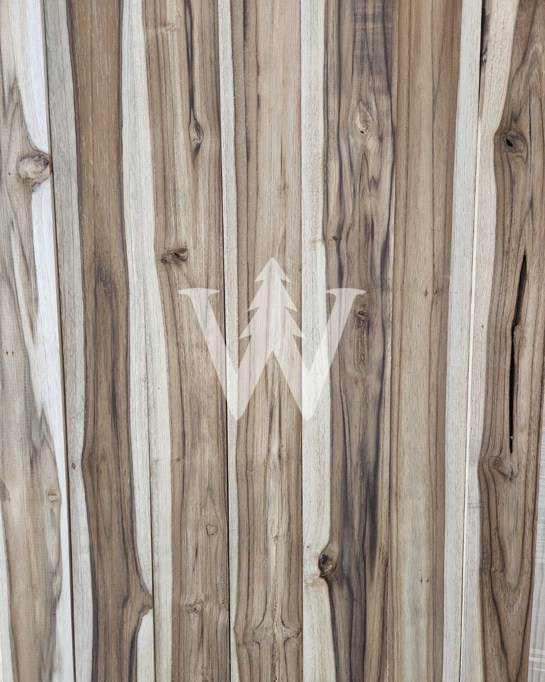 Aromo Australiano Cepillado