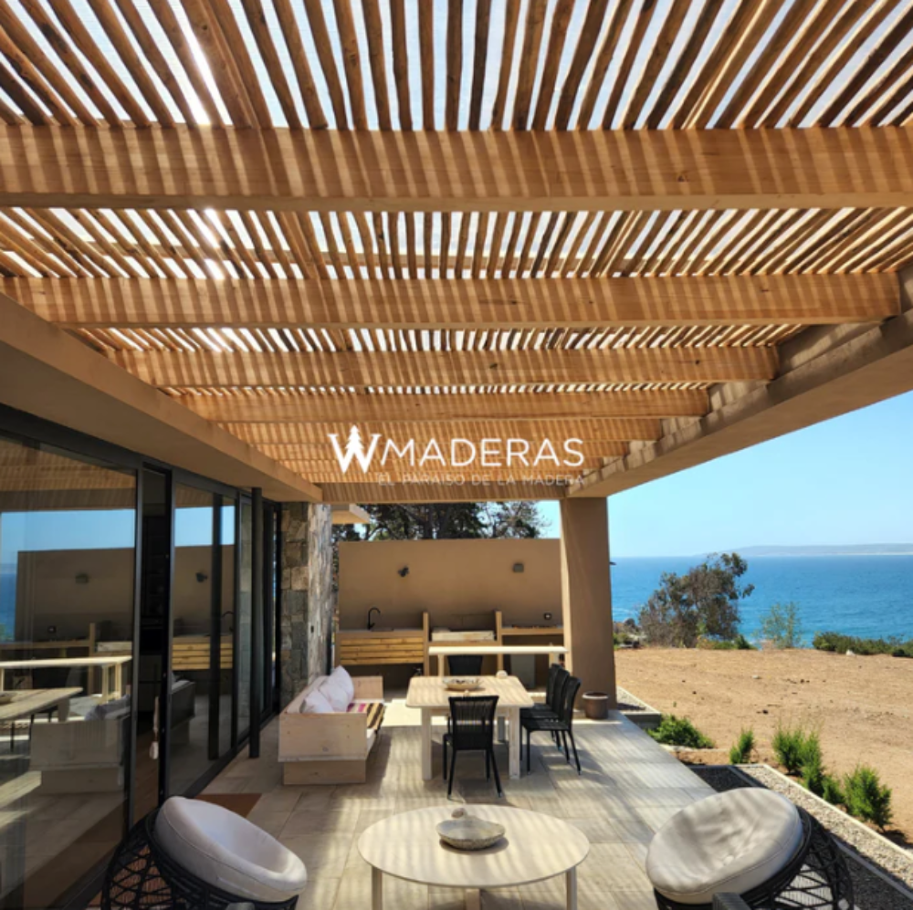 Madera Laminada Pino Clear