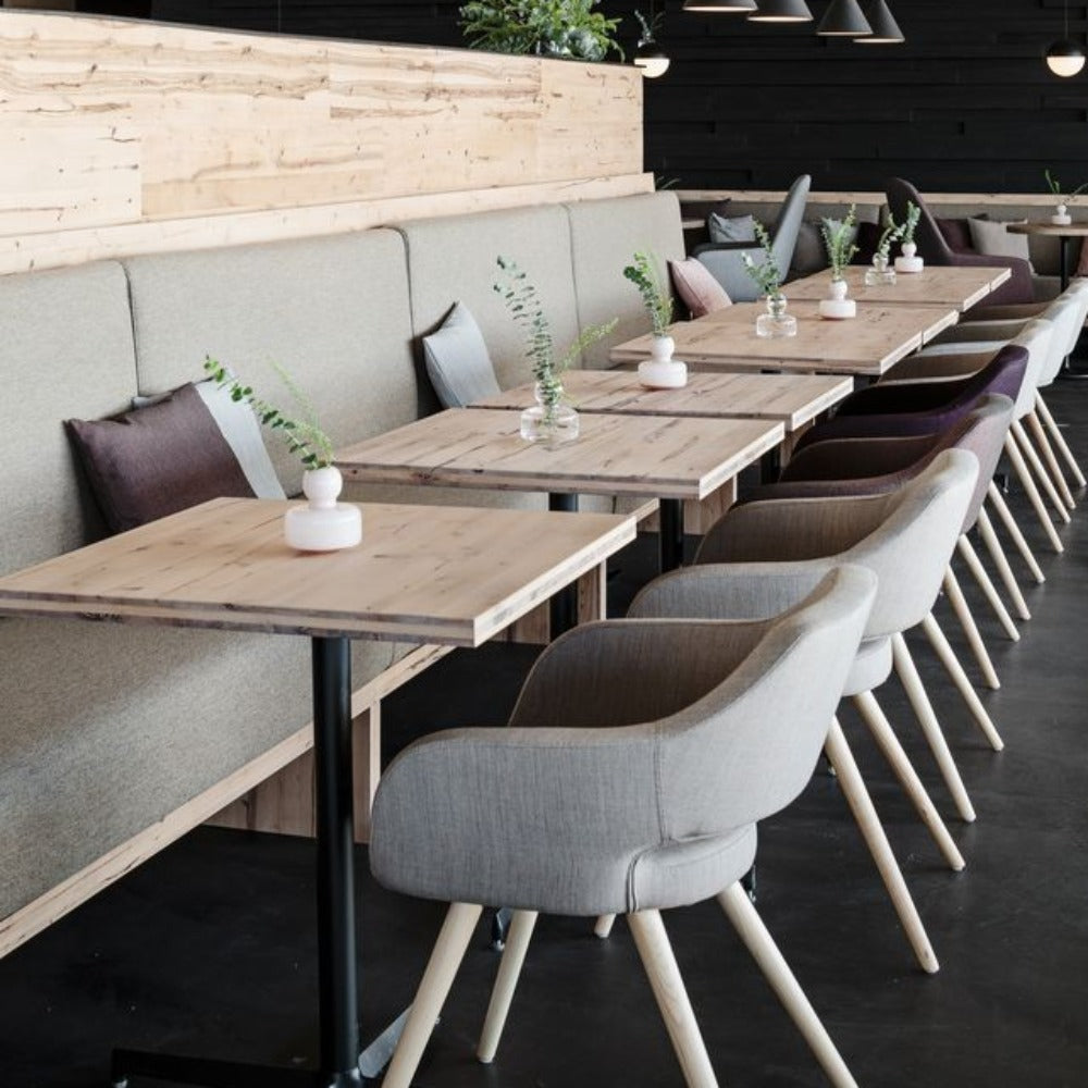 Mesa para restaurant Pino Clear