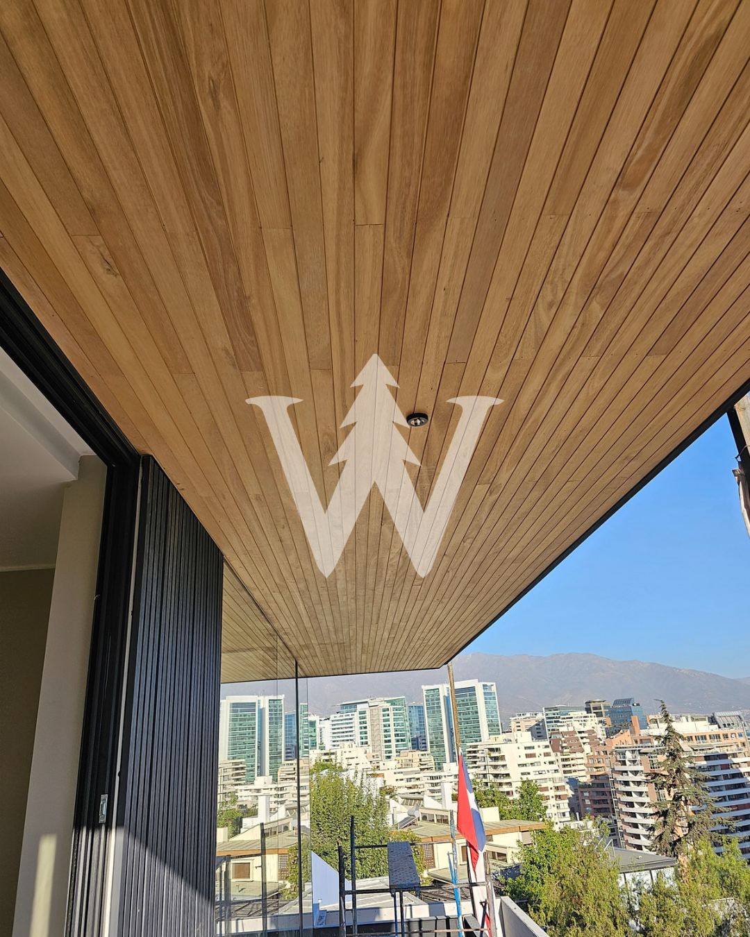 Revestimiento Eucaliptus stock