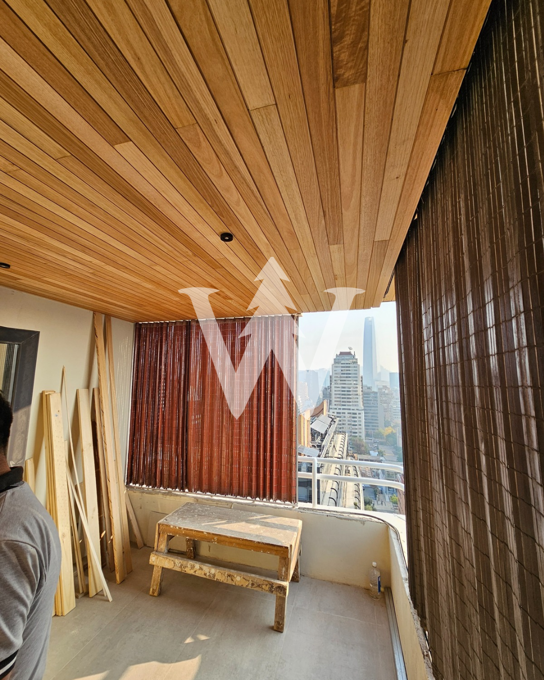 Revestimiento Eucaliptus stock