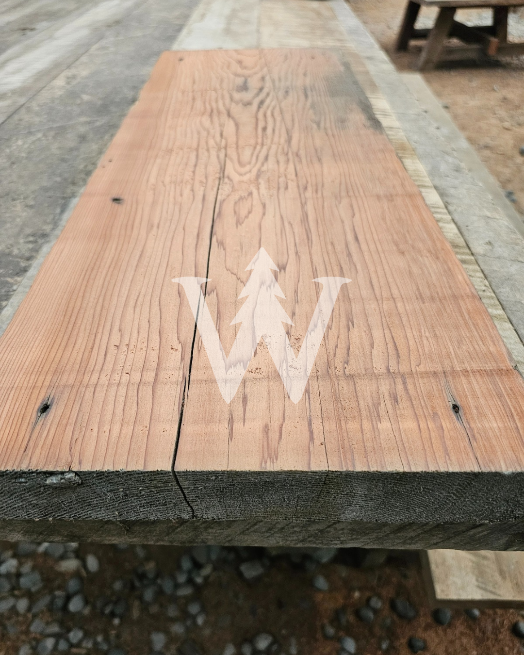 Despuntes de Alerce Reciclado– Madera Premium para Mueblistas y Artesanos