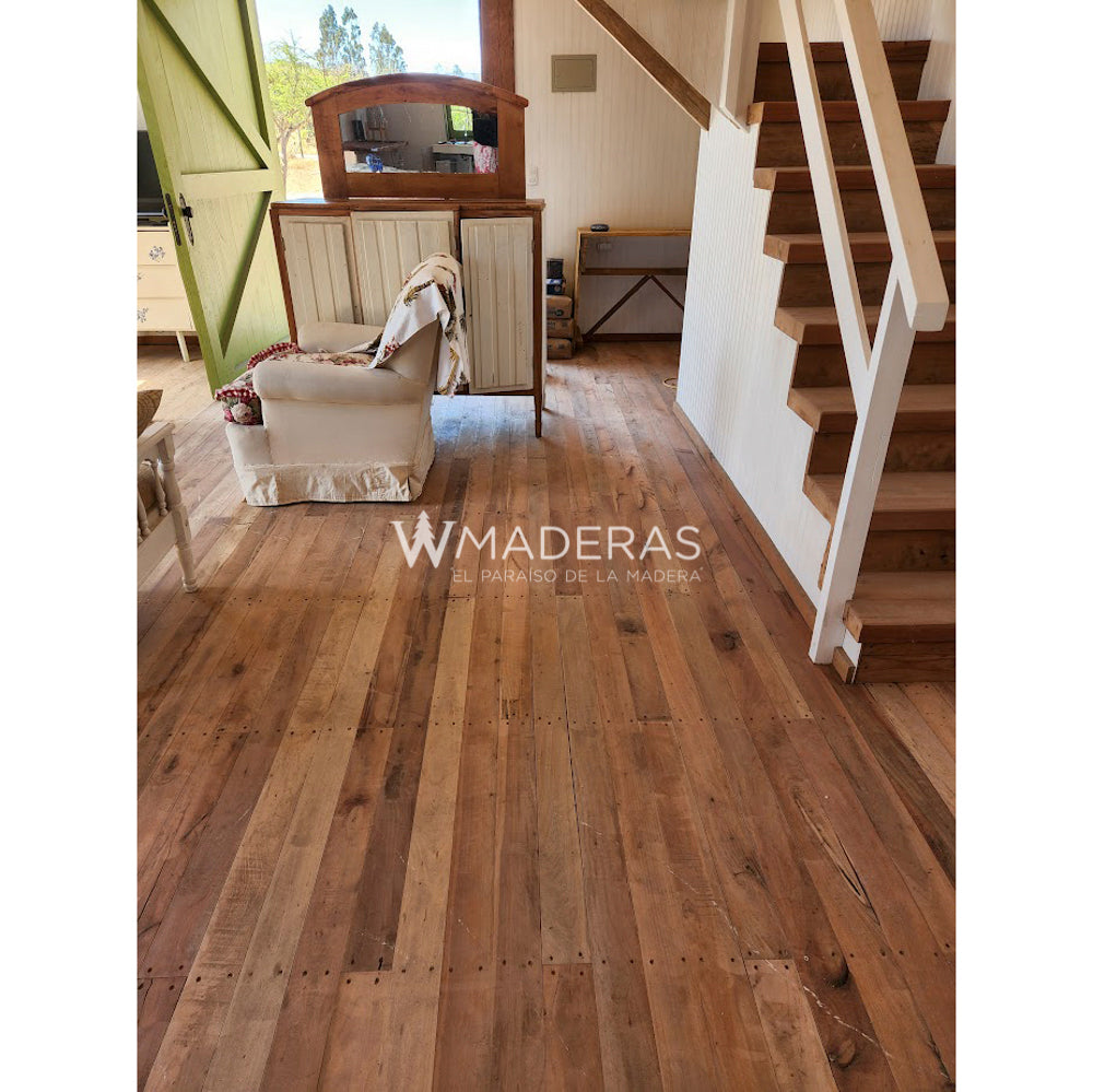 Piso Roble vaporizado