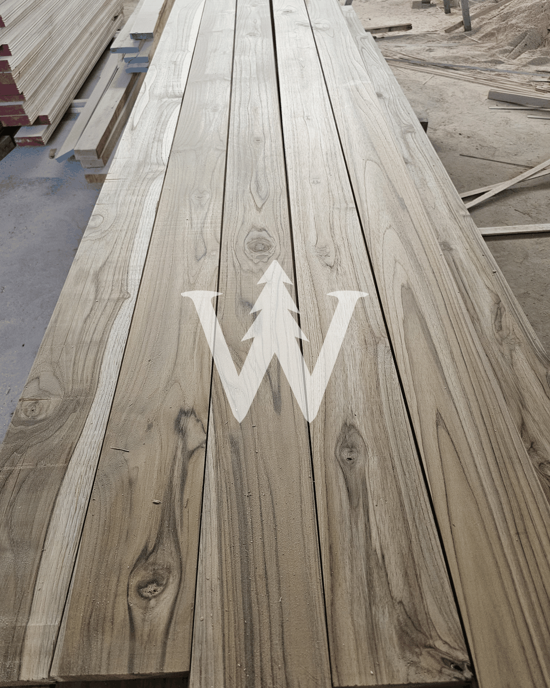 Pisos y Revestimientos de Teca – Madera Noble para Interior y Exterior