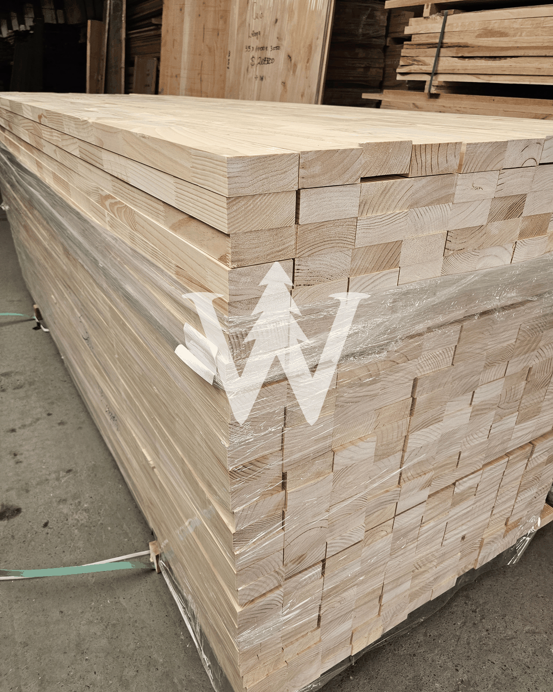 Pino Finger Joint Clear en Stock – 1,5" y 2", Largo 3 m