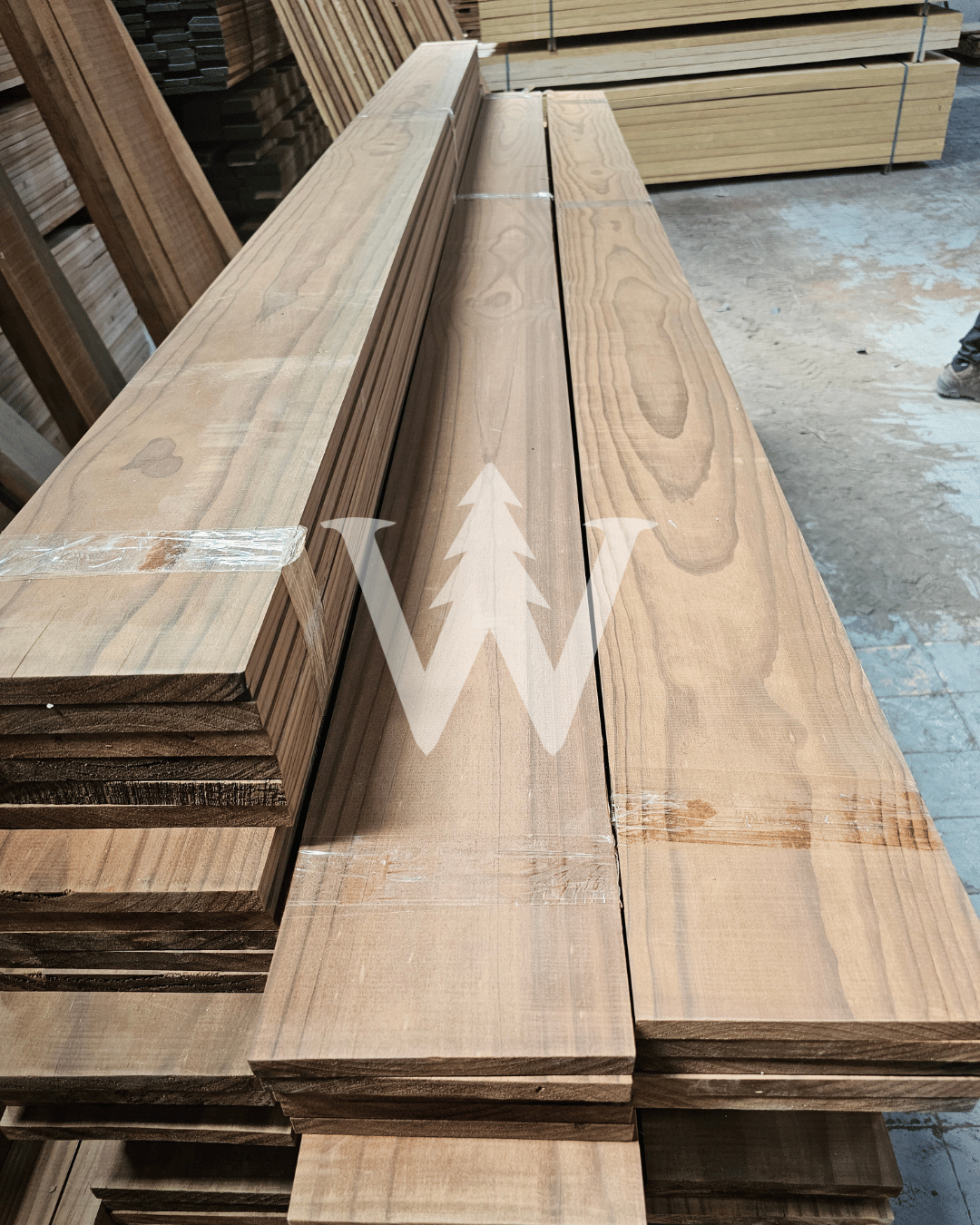 Pino Termotratado Cepillado