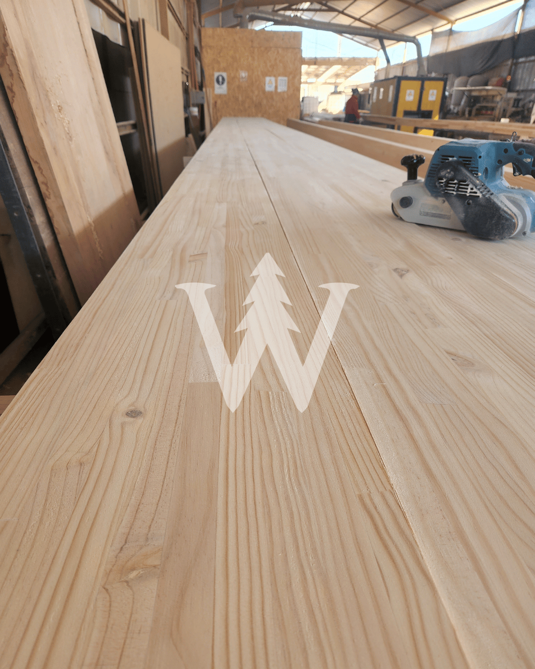 Madera Laminada de Pino Semi Clear
